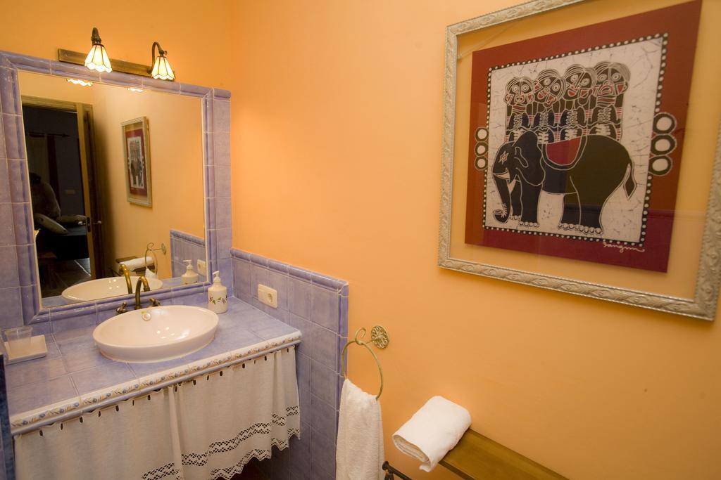Casa Rural Alqueria Del Duende Frigiliana Rom bilde